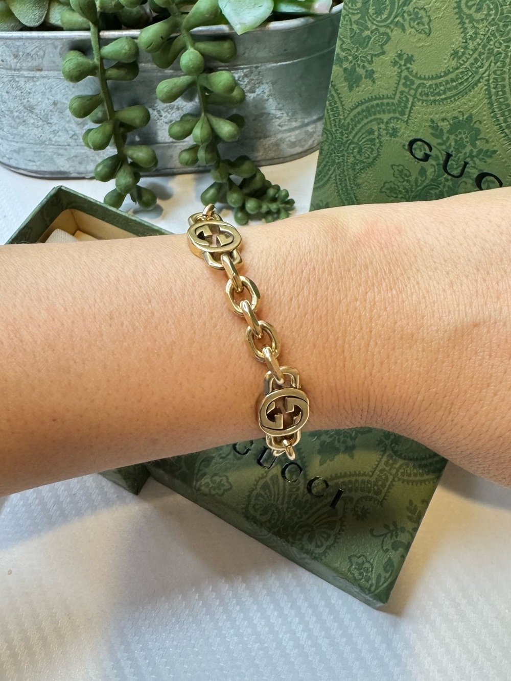 Gucci Gold Interlocking G Chain Bracelet